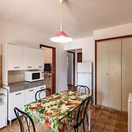 アパート Dami Ii-1 By Interhome